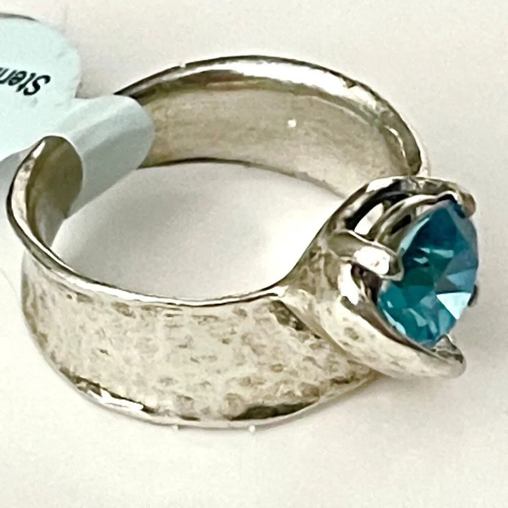 NWT Gorgeous Sz 7 Made in Israel .925 Sterling Silver Thick Blue Stone Ring